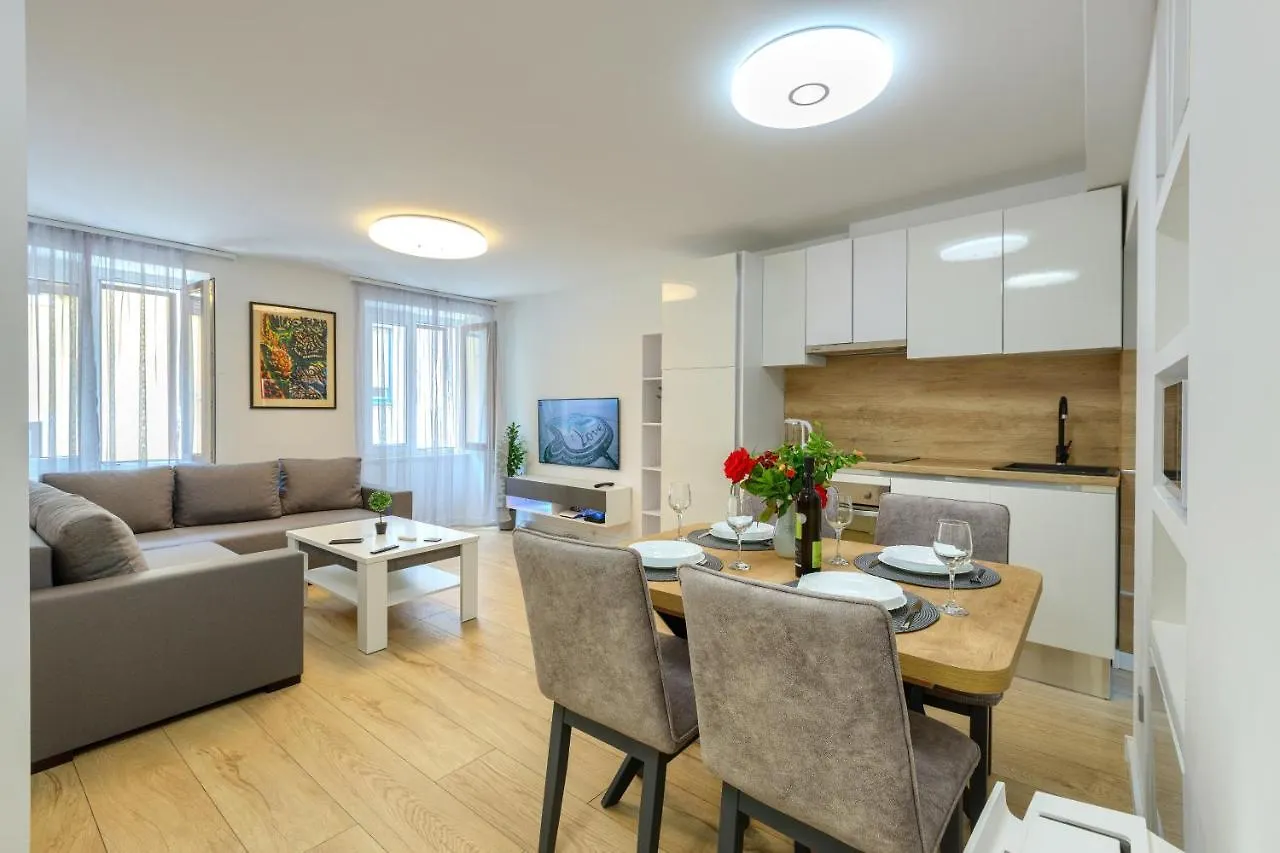Apartment Tale - Brand New Apartment In Pula'S Old Town, With Free Netflix And Wi-Fi