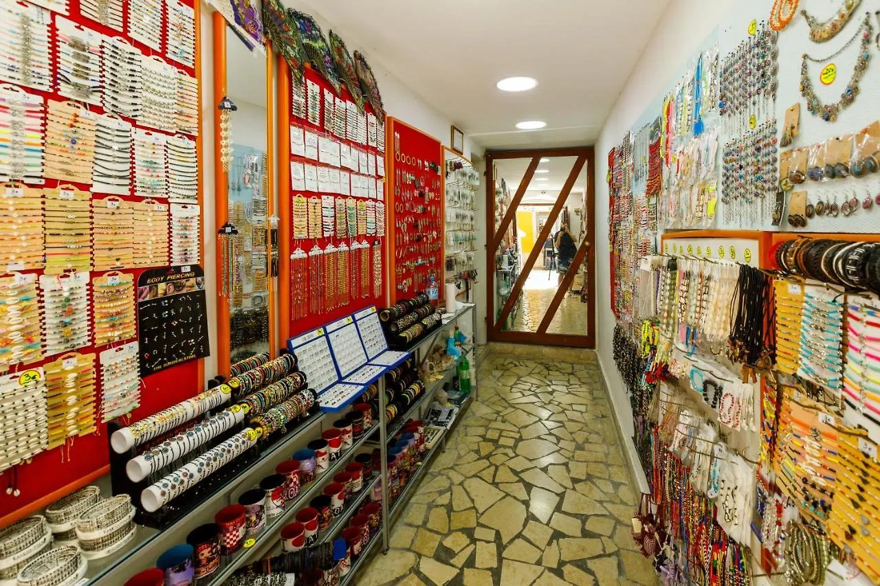 Apartment Tale - Brand New Apartment In Pula'S Old Town, With Free Netflix And Wi-Fi Croácia