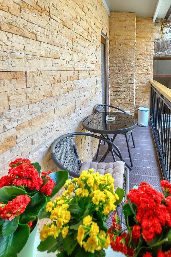 Apartment Tale - Brand New Apartment In Pula'S Old Town, With Free Netflix And Wi-Fi
