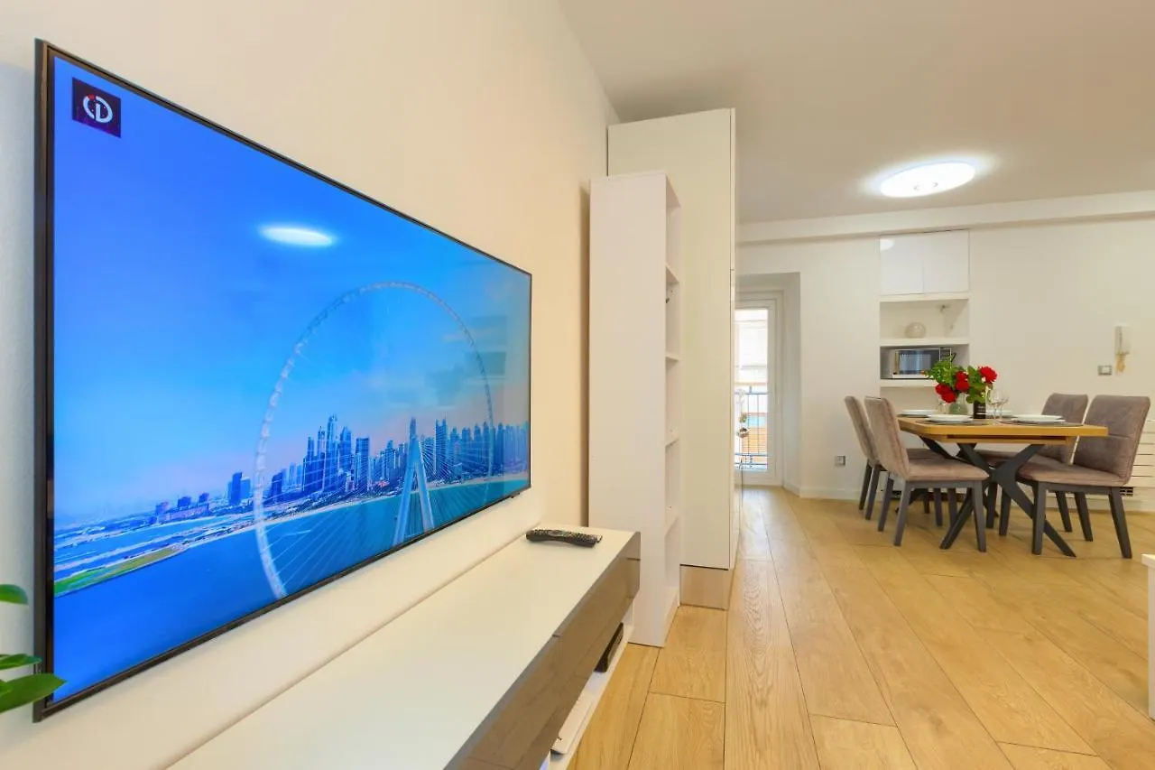 Apartment Tale - Brand New Apartment In Pula'S Old Town, With Free Netflix And Wi-Fi Croatia