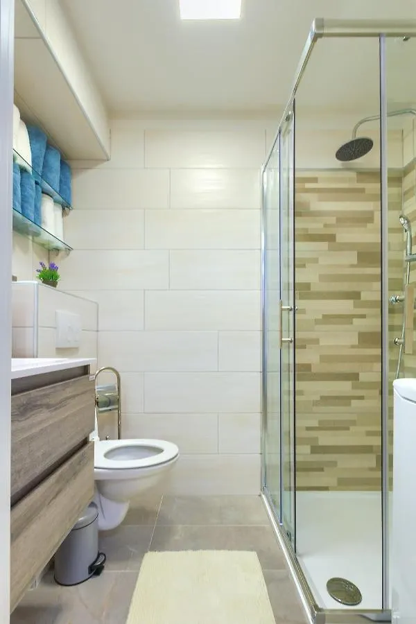 Apartment Tale - Brand New Apartment In Pula'S Old Town, With Free Netflix And Wi-Fi  Pula